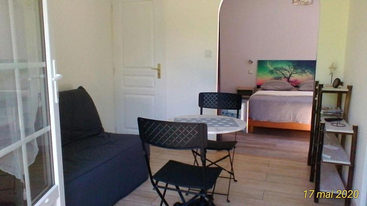 Le Clos Des Palombes Wifi Climatisation Saint-Pierre-du-Mont  المظهر الخارجي الصورة