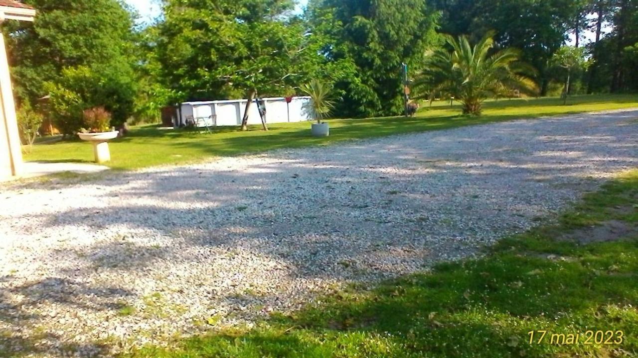 Le Clos Des Palombes Wifi Climatisation Saint-Pierre-du-Mont  المظهر الخارجي الصورة